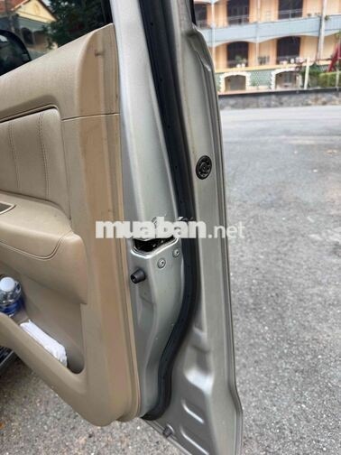 Toyota Fortuner 2010 Bạc Xăng Tự động 7 chỗ