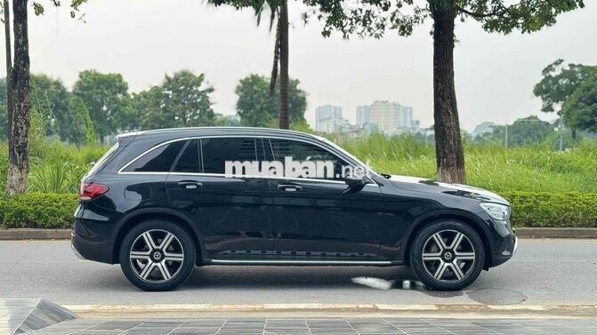 GLC 200 4matic 2020 Đen/Kem 6 vạn km siêu mới đep