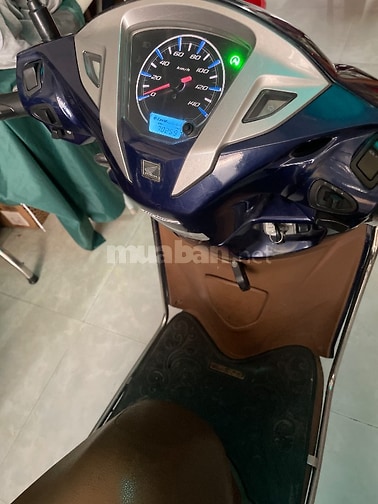 Xe Lead 125cc 2015 đã đi được 70km hơn rùi ạ