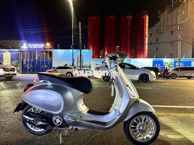 Vespa Sprint 2016 Bạc porsche