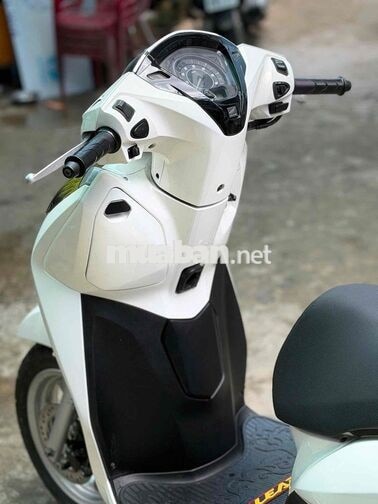 Lead 2018 Trắng Ngọc Trai