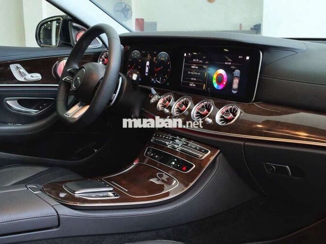 Mercedes E200 Exclusive V1 lướt 32.000km cực đẹp