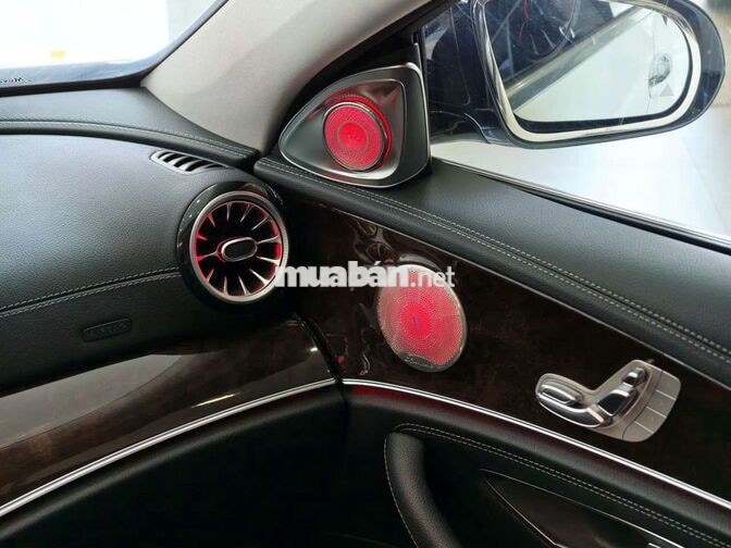 Mercedes E200 Exclusive V1 lướt 32.000km cực đẹp