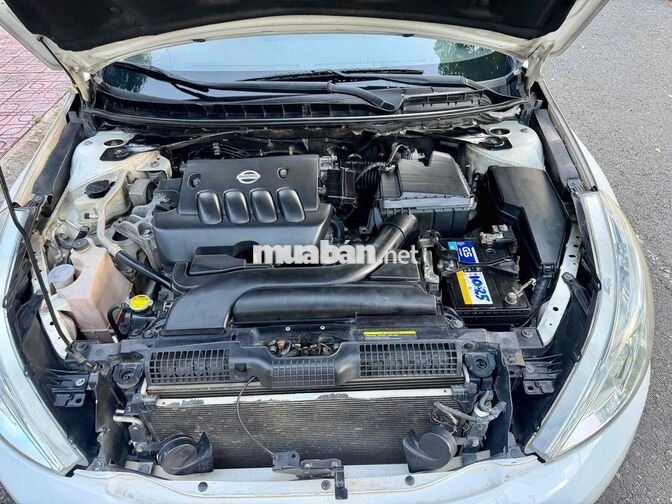 Nissan Teana 2.0AT 2010 Trắng Tự động