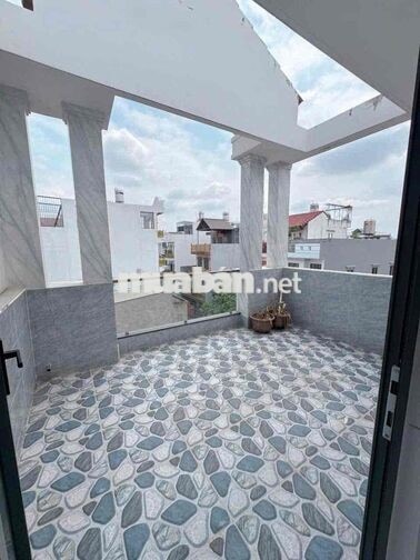 Nhà Hẻm 5m Lê Văn quới.DT:4 X 15m 3lầu 4PN 3WC