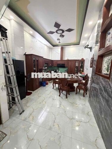 730/ Hương lộ 2, DT: 4x15, 3 tầng, 4PN-4WC