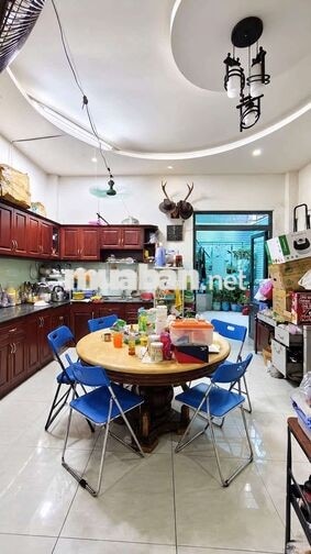 Nhà 3 Tầng - 100m2 - Đặng Văn Bi - Trường Thọ - SHR Hoàn Công