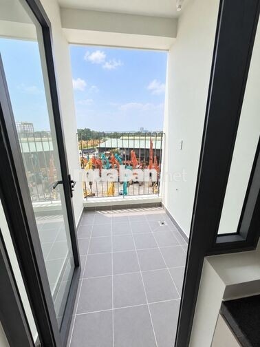 CHO THUÊ CĂN HỘ 1PN SÁT LÀNG ĐẠI HỌC GIÁ 5,5TR MỚI BÓC TEM