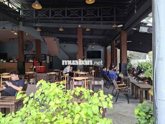 Cho thuê quán Cfee đang kinh doanh Dt 15 x16 chỉ việc vào bán tiếp