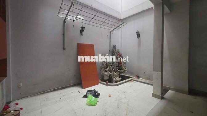 CHO THUÊ BIỆT THỰ BỜ BAO TÂN THẮNG ĐỐI DIỆN AEON TÂN PHÚ - GIÁ 22TRIEU