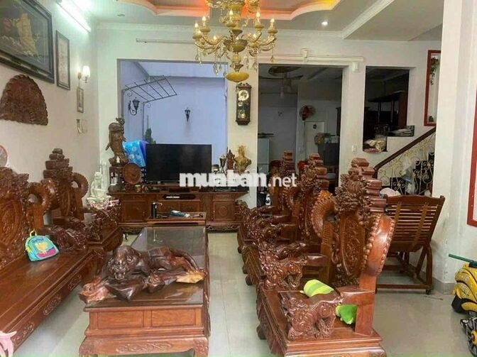 CHO THUÊ BIỆT THỰ BỜ BAO TÂN THẮNG ĐỐI DIỆN AEON TÂN PHÚ - GIÁ 22TRIEU