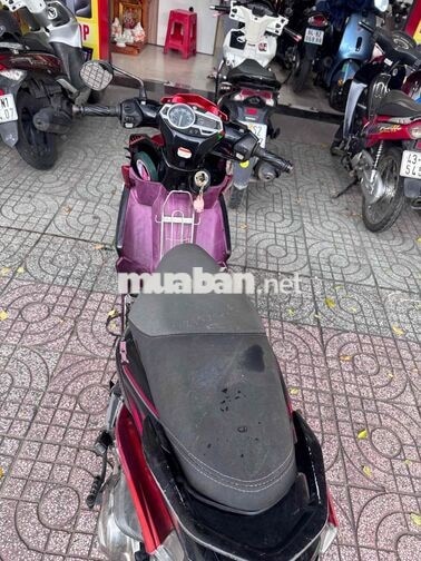 Yamaha Novo SX 2012 Đỏ tím cửa hành thanh lí