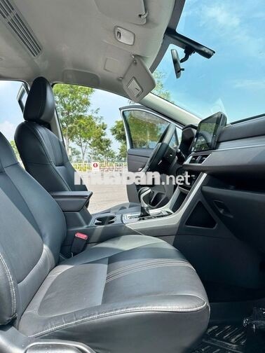 Mitsubishi Xpander Premium 1.5AT 2024 Trắng 5 vạn