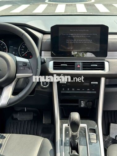 Mitsubishi Xpander Premium 1.5AT 2024 Trắng 5 vạn
