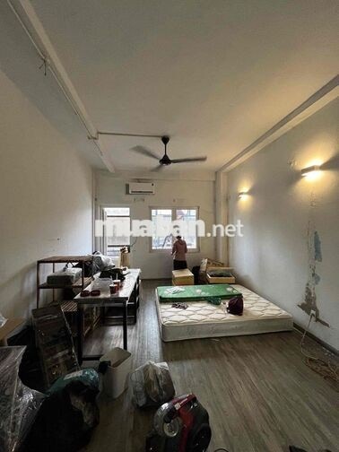 Cho thuê Chung Cư đường Lê Lợi, Quận 1 - Chỉ 8 triệu