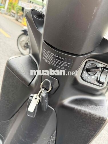 Honda Vision 2025 Bản đặc biệt Nâu vàng đồng