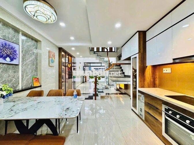 Cho thuê gấp nhà HXH 80/6A Duy Tân Phường 15, Q. Phú Nhuận.