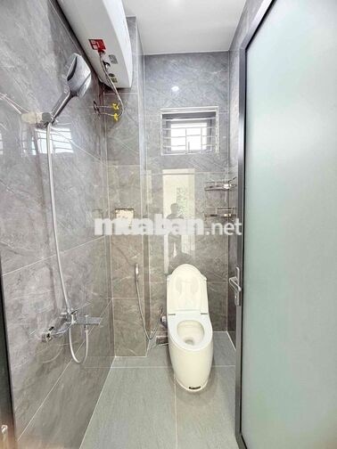 CHO THUÊ NHÀ XÂY MỚI 100% 3 PN 3 WC LÊ PHỤ TRẦN