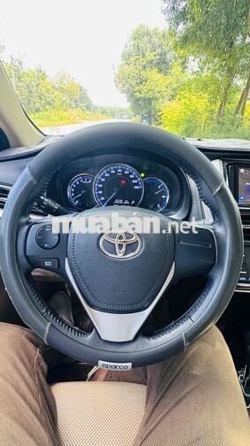 Toyota Vios G Tự động Vàng cát