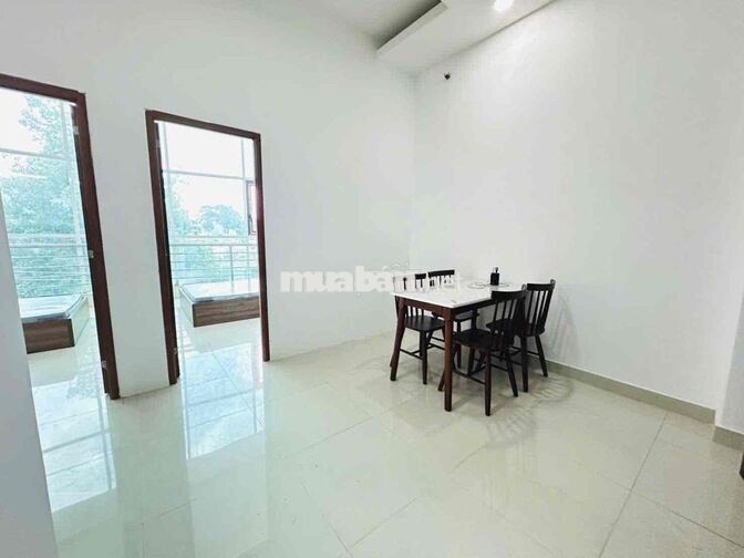Cho thuê căn 2PN rộng thoáng (65m2) máy giặt riêng Hùng Vương Q5