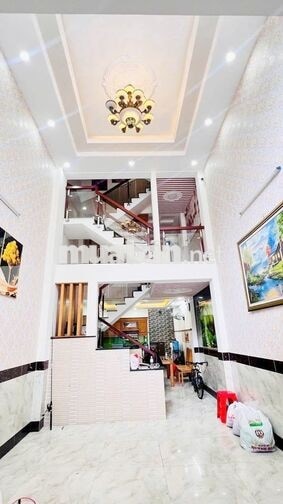 Cho thuê nhà 3 lầu đường Tân Chánh Hiệp 03-07 p. tân chánh hiệp q12