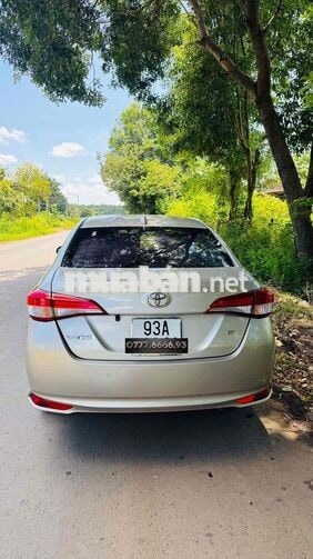 Toyota Vios G Tự động Vàng cát