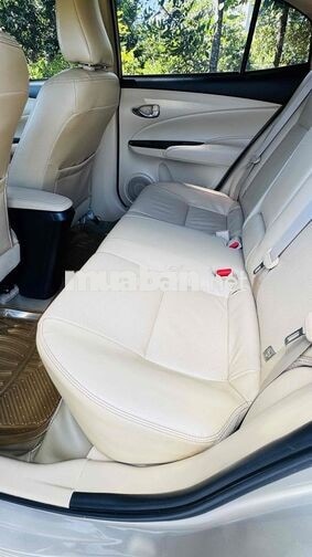 Toyota Vios G Tự động Vàng cát