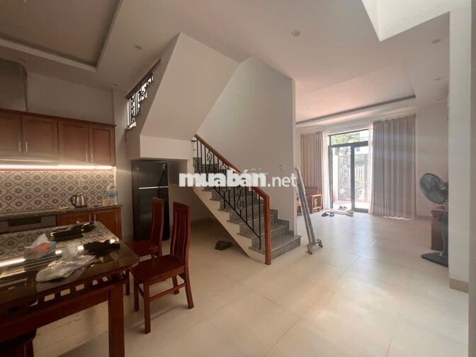 Cho thuê nhà đẹp 3 tầng sát biển đường Tân Thái 6 - 20tr/tháng