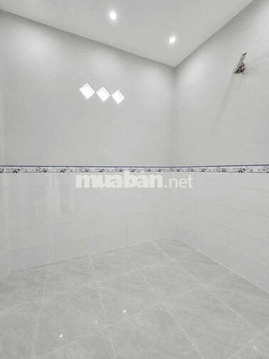 Nhà Mặt Tiền Cấp 4 Đường Phan Văn Năm