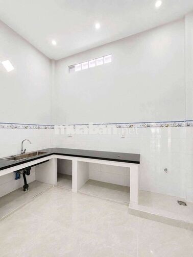 Nhà Mặt Tiền Cấp 4 Đường Phan Văn Năm