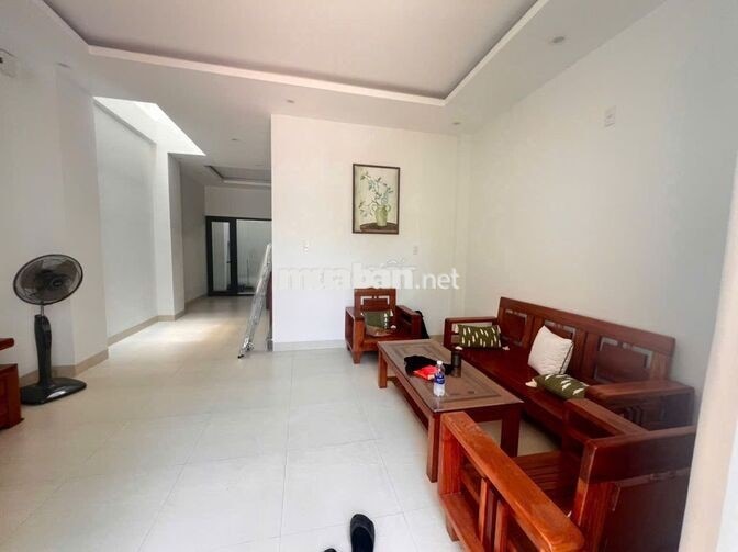 Cho thuê nhà đẹp 3 tầng sát biển đường Tân Thái 6 - 20tr/tháng