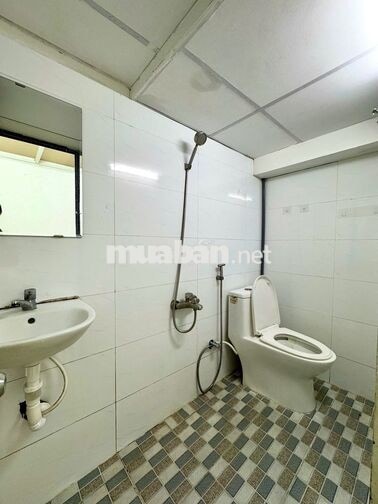 DUPLEX FULL NỘI THẤT, TH MÁY - GÁC CAO 2M KH ĐỤNG ĐẦU NGAY QUANG TRUNG