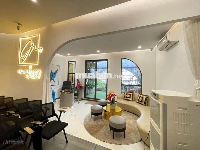 CHO THUÊ NGUYÊN CĂN PHẠM VIẾT CHÁNH QUẬN 1, TRỆT LỬNG 2 LẦU
