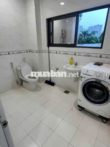 Cho thuê nhà mặt tiền đường số phường Tân Quy, quận 7