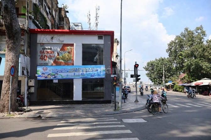 Cho thuê nhà GÓC 2MT số 2 Nguyễn Huy Tự, Phường Đa Kao, Quận 1, Hồ Chí