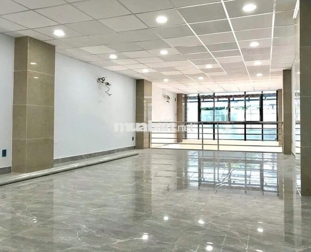 Cho thuê nhà nguyên căn MT 282A Phan Xích Long, Phường 2, Q. PN 
