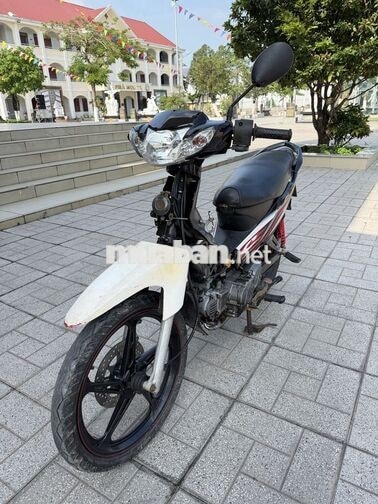 Yamaha Sirius RC Đen, Trắng Xe số