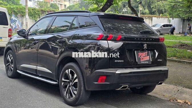 Peugeot 2008 2022 GT-Line 1.2Turbo,màu đen,6v km