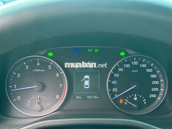 ELANTRA 1.6L SX 2016 TỰ ĐỘNG BẢO HÀNH 1 NĂM