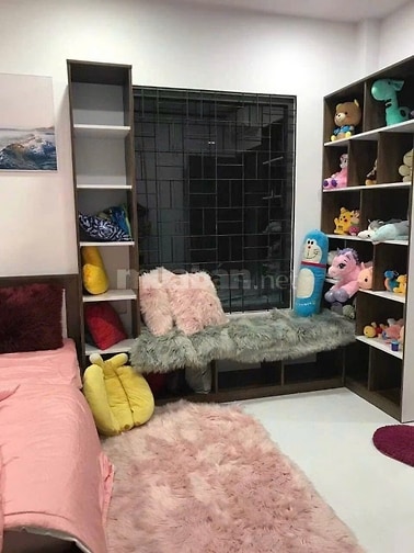 Nhà 4 lầu đẹp Cao cấp hẻm xe hơi Lê Văn Sỹ, P14, Q3, giá: 8 tỷ.