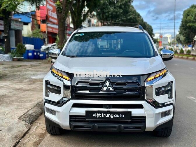 Mitsubishi Xpander Cross 2023 Trắng 7 chỗ Tự động