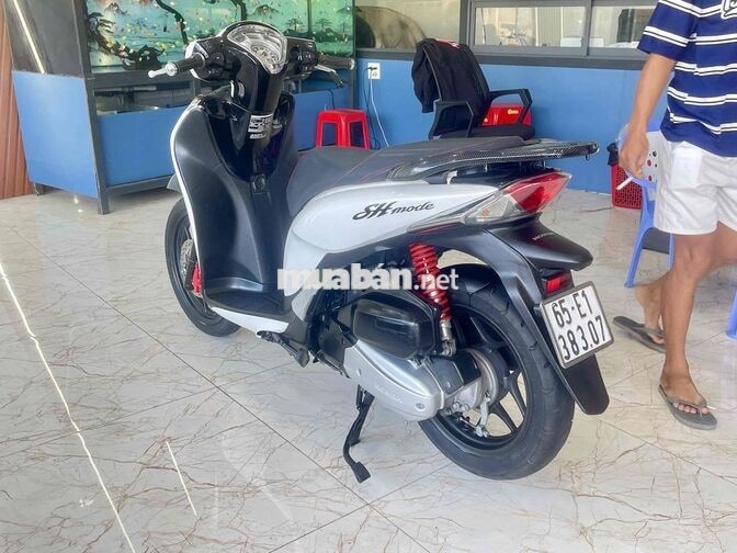Honda SH Mode 2018 Trắng đen 25.000 km