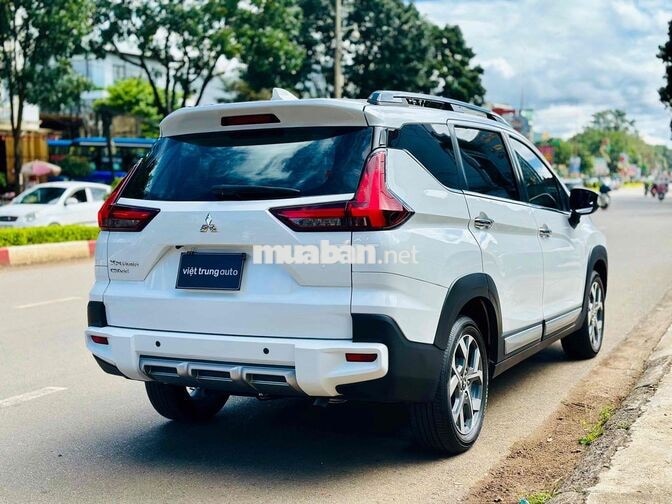 Mitsubishi Xpander Cross 2023 Trắng 7 chỗ Tự động