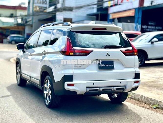 Mitsubishi Xpander Cross 2023 Trắng 7 chỗ Tự động