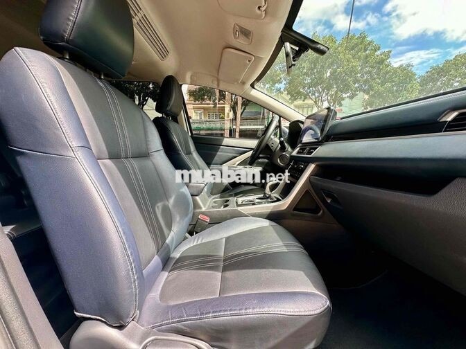 Mitsubishi Xpander Cross 2023 Trắng 7 chỗ Tự động