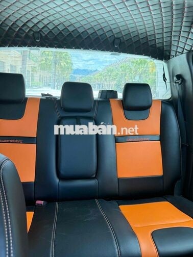 Xe bán tải Ford Ranger Wildtrak Trắng
