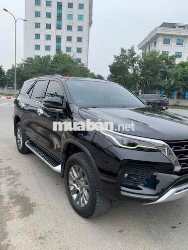 Fortuner Full Xăng Tự động 2021 Đen 2 cầu 30/5 sô