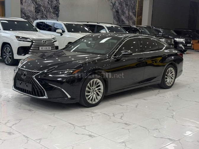 Bán Lexus ES250 sản xuất 2023. Xe cực mới.