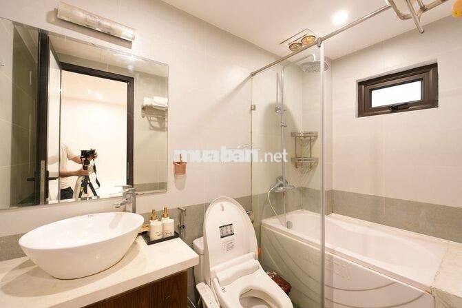 🏡 2 Bedrooms + Living Room – 60 Linh Lang, Ba Dinh | Căn Hộ Rộng Rãi