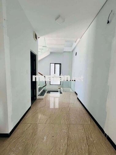 cho thuê nguyên căn 4 tầng mặt tiền Lê Thanh Nghị